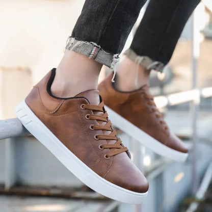 CASUAL LEATHER SHOES